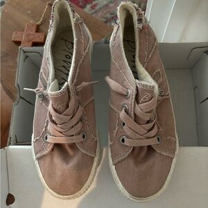 Blowfish Women's Casual Pink Sneakers